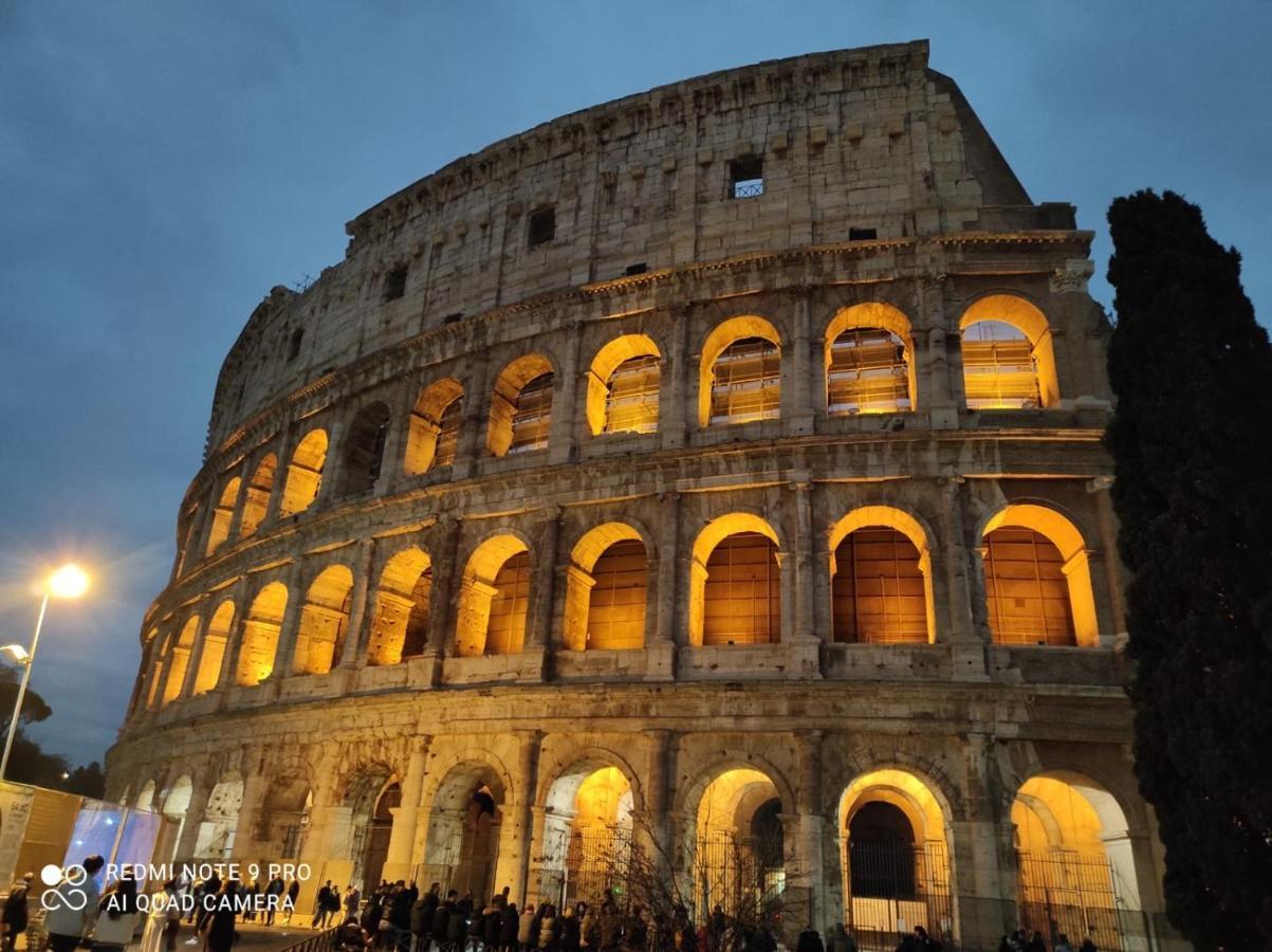 Luminoso Appartamento In Centro Storico Roma Exterior foto
